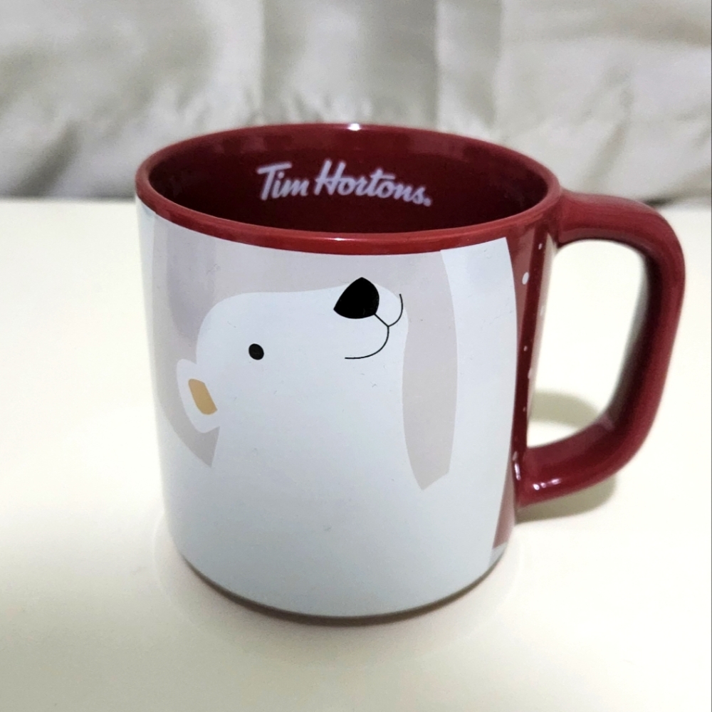 Tim Hortons polar bear winter mountains coffee mug. 2019
